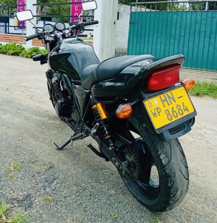 honda-cb400-spec-1-big-1