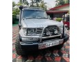 toyota-landcruiser-1992-small-0