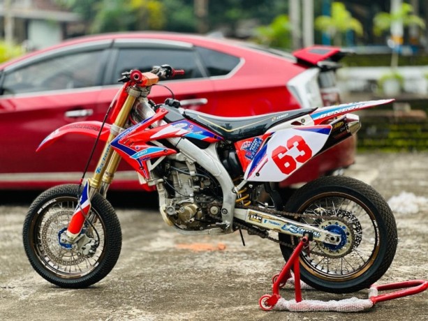 honda-crf-450-2008-big-3