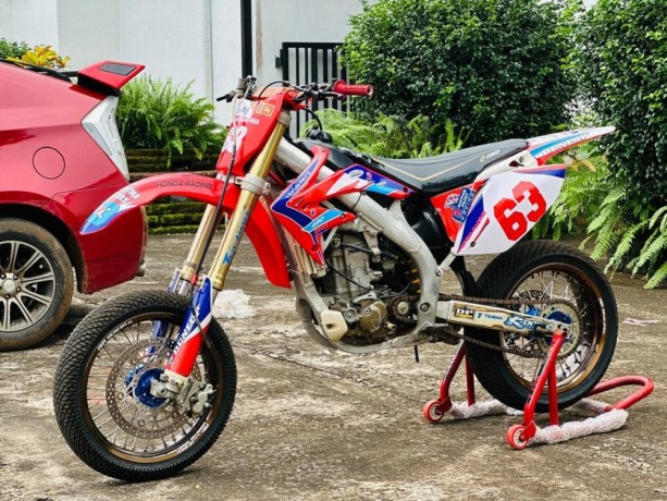 honda-crf-450-2008-big-2