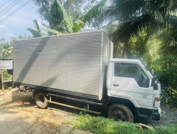 toyota-dyna-1992-big-3