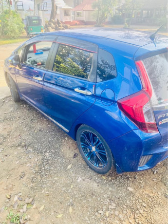 honda-fit-big-3