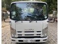 isuzu-elf-2013-small-0