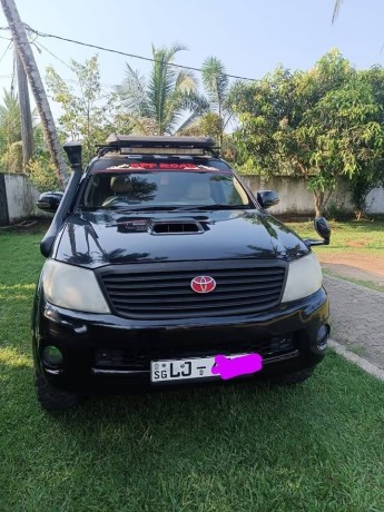 toyota-hilux-vigo-smart-big-0