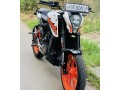 ktm-duke-200-2018-small-0