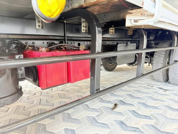 mitsubishi-fuso-elf-big-6