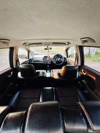 honda-fit-shuttle-big-5