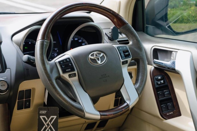 toyota-prado-150-tx-big-8