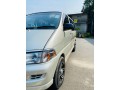 toyota-hiace-regius-small-2