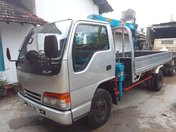 1987-isuzu-boom-truck-big-4