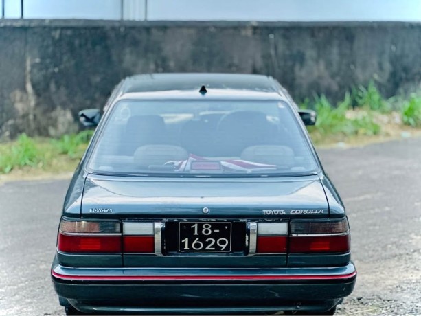 toyota-corolla-ee90-big-2