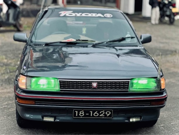 toyota-corolla-ee90-big-0