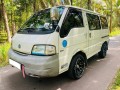 nissan-vanette-small-2