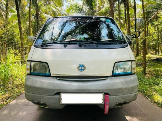 nissan-vanette-big-0