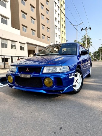 mitsubishi-lancer-ck2-big-1