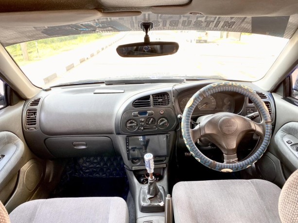 mitsubishi-lancer-ck2-big-6