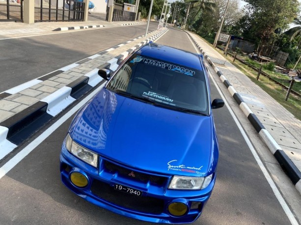 mitsubishi-lancer-ck2-big-3