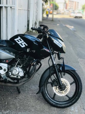 bajaj-pulsar-135-big-4