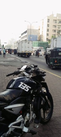 bajaj-pulsar-135-big-5
