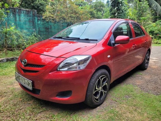 toyota-yaris-big-2