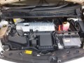 toyota-prius-s-small-9