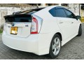 toyota-prius-s-small-0