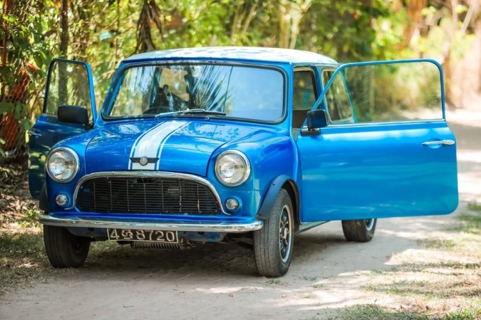 morris-mini-cooper-1970-big-4