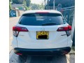 honda-vezel-small-2