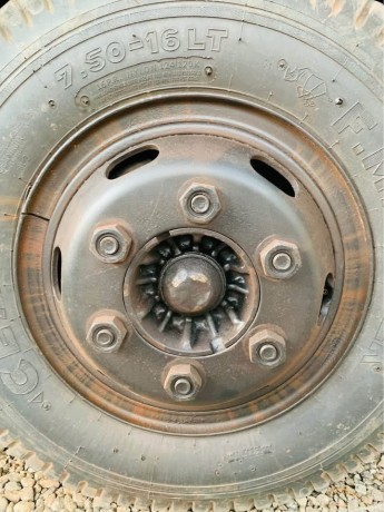 isuzu-elf-350-big-5