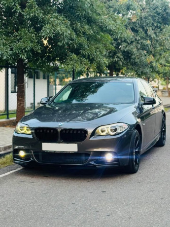 bmw-5-series-520d-3-option-big-1