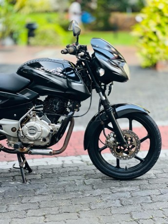 pulsar-150-big-5