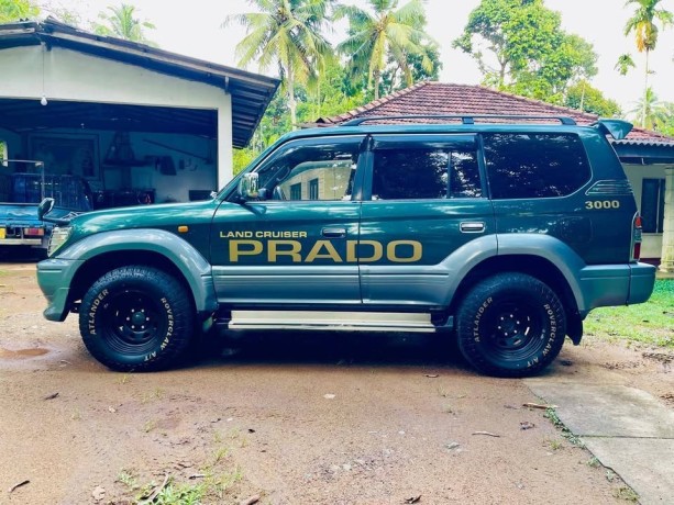 toyota-land-cruiser-prado-95-series-big-3