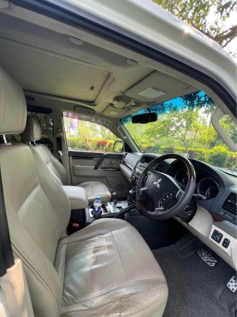 mitsubishi-montero-gls-did-big-5
