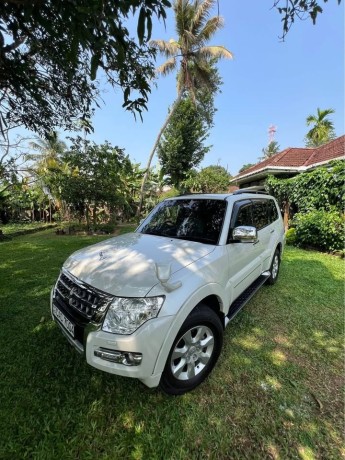 mitsubishi-montero-gls-did-big-1
