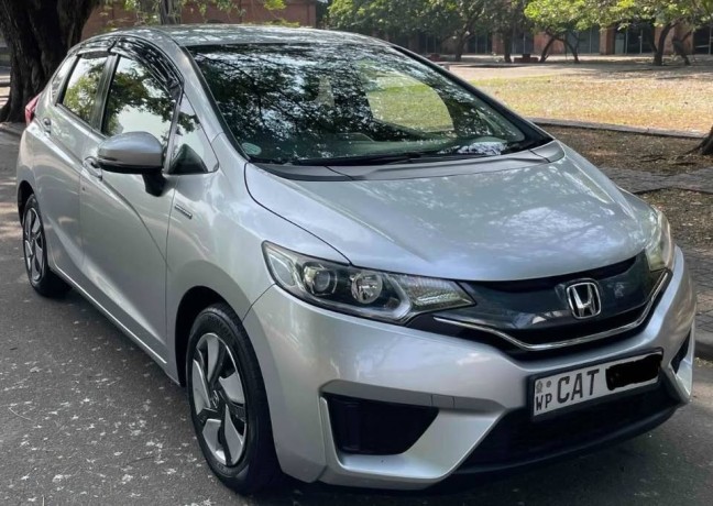 honda-fit-gp5-l-big-3