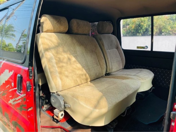 mitsubishi-delica-big-5