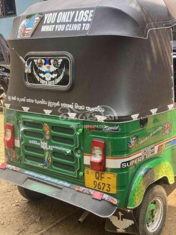 bajaj-2s-big-3