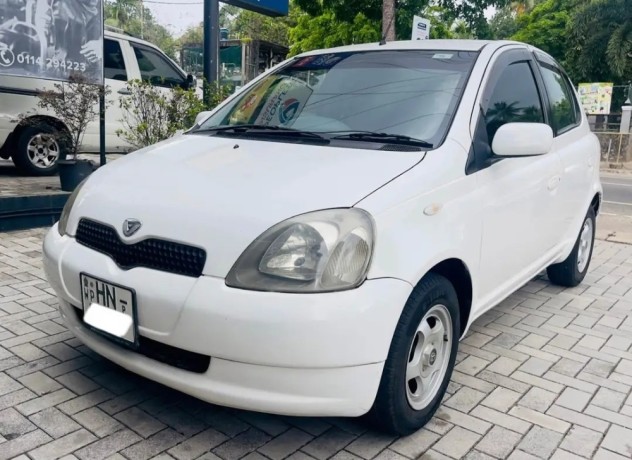 toyota-vitz-20000-big-1