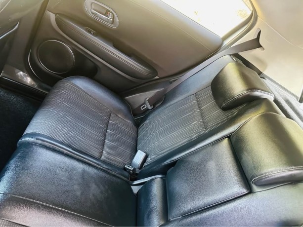 honda-vezel-z-grade-2014-for-sell-big-2
