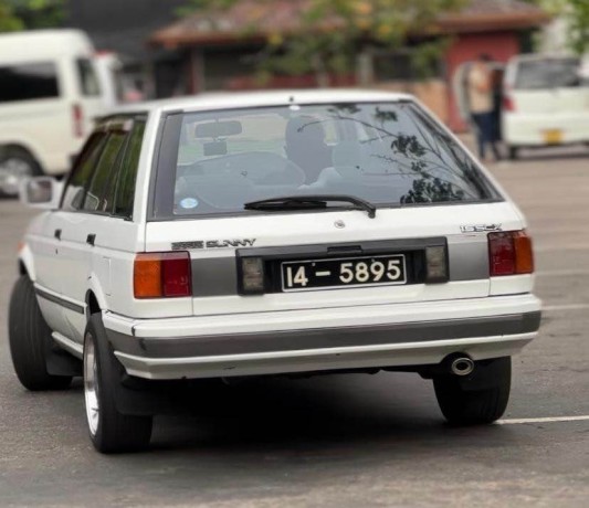 nissan-sunny-big-1