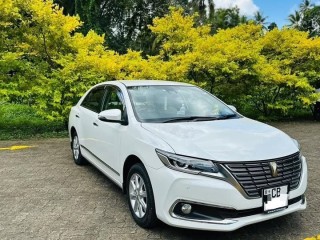 toyota-premio-g-superior