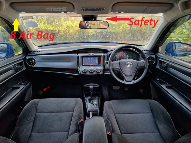 toyota-corolla-axio-nre-160-big-3