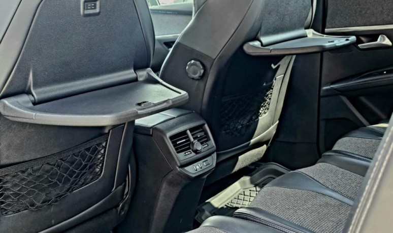 peugeot-5008-big-8