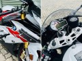 bmw-s1000rr-2018-small-4