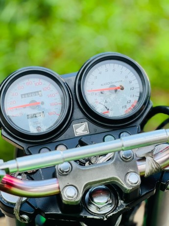 honda-hornet-600-2005-big-6