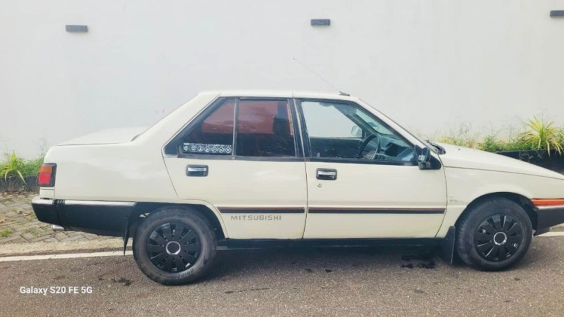 mitsubishi-lancer-big-3