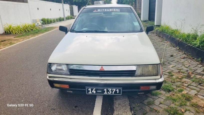 mitsubishi-lancer-big-0