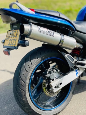 honda-hornet-ch150-2015-big-5