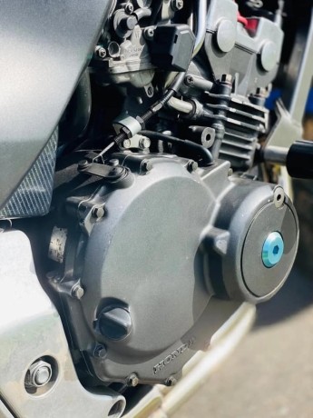 honda-hornet-ch150-2015-big-7