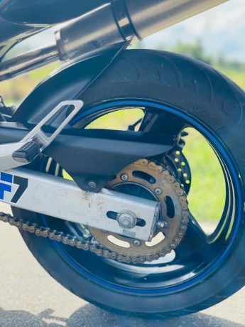 honda-hornet-ch150-2015-big-6